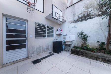 Casa à venda com 156m², 3 quartos e 2 vagasLavanderia
