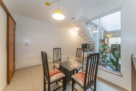 Casa à venda com 156m², 3 quartos e 2 vagasSala de Jantar