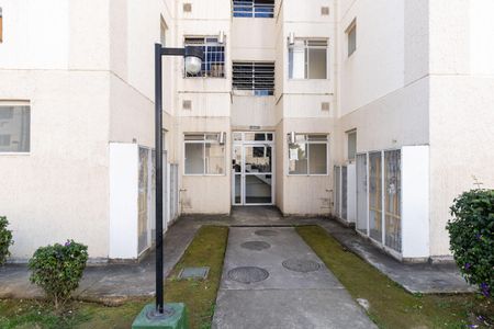 Apartamento para alugar com 47m², 2 quartos e 1 vaga Apartamento para alugar com 47m², 2 quartos e 1 vagaFachada do bloco