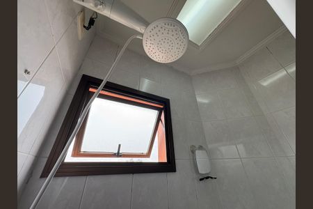 Apartamento à venda com 105m², 3 quartos e 2 vagas Apartamento à venda com 105m², 3 quartos e 2 vagasBanheiro da Suíte