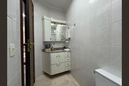 Apartamento à venda com 105m², 3 quartos e 2 vagas Apartamento à venda com 105m², 3 quartos e 2 vagasBanheiro