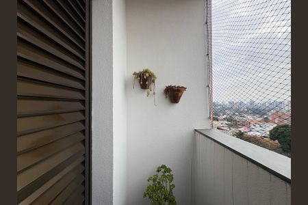 Apartamento à venda com 105m², 3 quartos e 2 vagas Apartamento à venda com 105m², 3 quartos e 2 vagasSacada da suíte