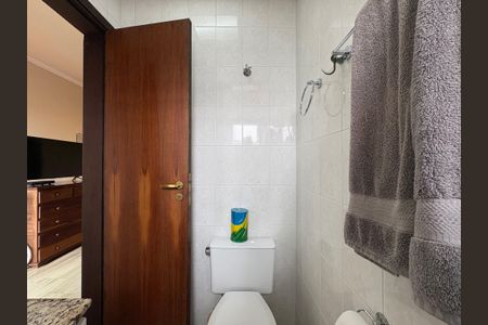 Apartamento à venda com 105m², 3 quartos e 2 vagas Apartamento à venda com 105m², 3 quartos e 2 vagasBanheiro da Suíte