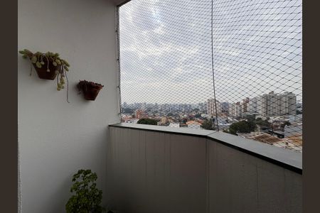 Apartamento à venda com 105m², 3 quartos e 2 vagas Apartamento à venda com 105m², 3 quartos e 2 vagasSacada da suíte