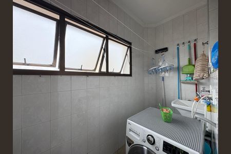 Apartamento à venda com 105m², 3 quartos e 2 vagas Apartamento à venda com 105m², 3 quartos e 2 vagasLavanderia