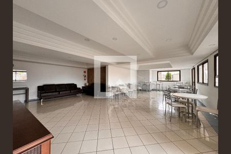 Apartamento à venda com 105m², 3 quartos e 2 vagas Apartamento à venda com 105m², 3 quartos e 2 vagasÁrea comum - Salão de festas