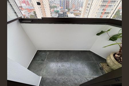 Apartamento à venda com 105m², 3 quartos e 2 vagas Apartamento à venda com 105m², 3 quartos e 2 vagasSacada