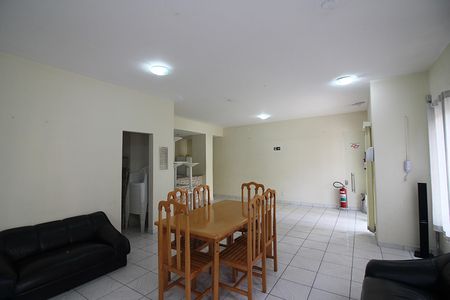Apartamento à venda com 76m², 3 quartos e 1 vagaÁrea comum - Salão de festas