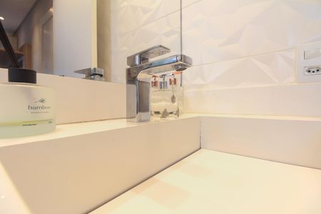 Apartamento à venda com 67m², 2 quartos e 1 vagaBanheiro Suíte 