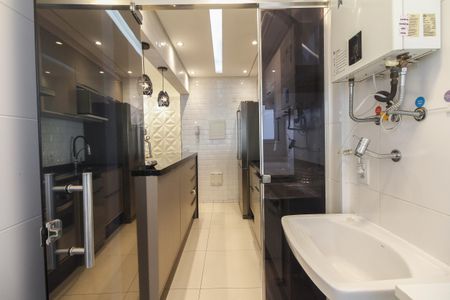 Apartamento à venda com 67m², 2 quartos e 1 vagaÁrea de Serviço 