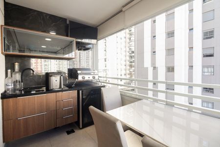 Apartamento à venda com 67m², 2 quartos e 1 vagaVaranda 
