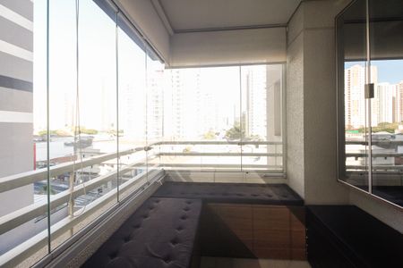 Apartamento à venda com 67m², 2 quartos e 1 vagaVaranda 