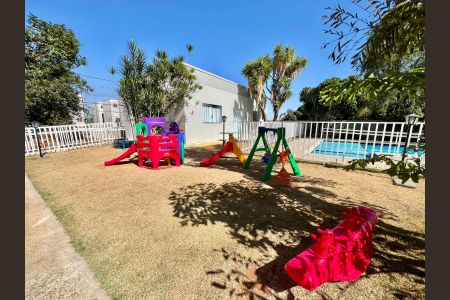 Apartamento para alugar com 41m², 2 quartos e 1 vagaÁrea comum - Playground