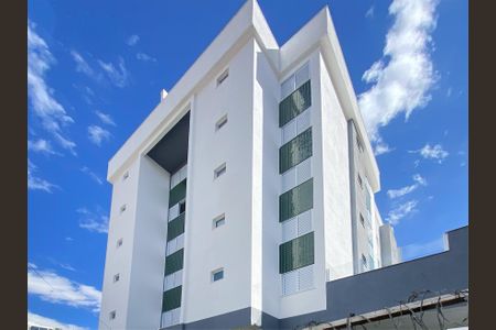 Apartamento à venda com 133m², 3 quartos e 3 vagas Apartamento à venda com 133m², 3 quartos e 3 vagasFachada