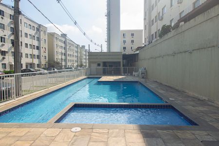Apartamento para alugar com 45m², 2 quartos e 1 vagaÁrea comum - Piscina