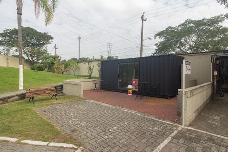 Apartamento para alugar com 45m², 2 quartos e 1 vagaÁrea comum - Mini Mercado