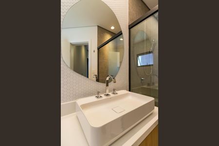 Apartamento à venda com 400m², 4 quartos e 5 vagas Apartamento à venda com 400m², 4 quartos e 5 vagasBanheiro do Quarto 3