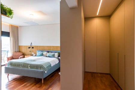 Apartamento à venda com 400m², 4 quartos e 5 vagas Apartamento à venda com 400m², 4 quartos e 5 vagasQuarto 4