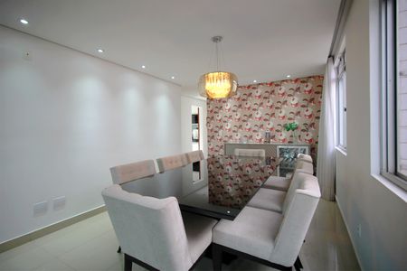 Apartamento à venda com 120m², 4 quartos e 2 vagasSala