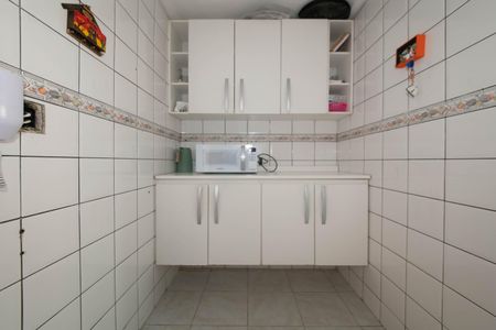 Apartamento à venda com 64m², 2 quartos e 1 vagaCozinha