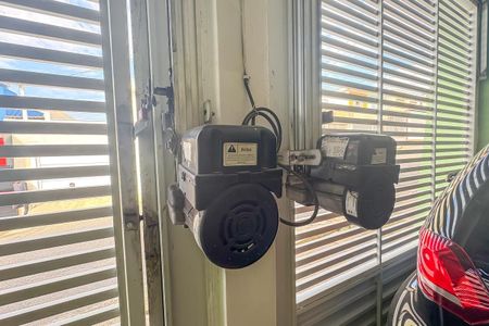 Casa à venda com 192m², 3 quartos e 2 vagas Casa à venda com 192m², 3 quartos e 2 vagasÁrea Externa