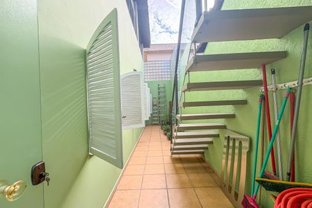 Casa à venda com 192m², 3 quartos e 2 vagas Casa à venda com 192m², 3 quartos e 2 vagasÁrea Externa