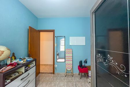 Casa à venda com 192m², 3 quartos e 2 vagas Casa à venda com 192m², 3 quartos e 2 vagasQuarto 2