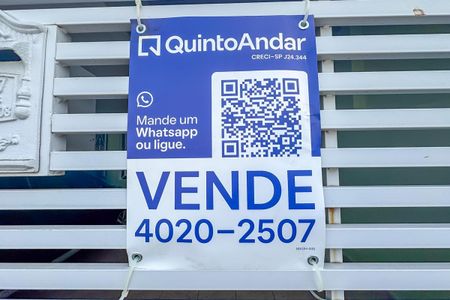 Casa à venda com 192m², 3 quartos e 2 vagas Casa à venda com 192m², 3 quartos e 2 vagasPlaca