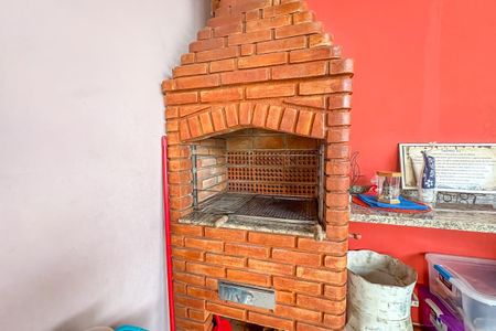 Casa à venda com 192m², 3 quartos e 2 vagas Casa à venda com 192m², 3 quartos e 2 vagasÁrea Externa