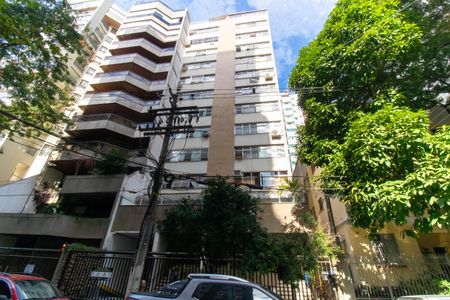Apartamento à venda com 150m², 3 quartos e 1 vaga Apartamento à venda com 150m², 3 quartos e 1 vagaFachada