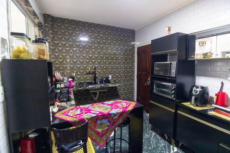 Apartamento à venda com 150m², 3 quartos e 1 vaga Apartamento à venda com 150m², 3 quartos e 1 vagaCozinha