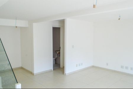 Apartamento à venda com 190m², 4 quartos e 2 vagas Apartamento à venda com 190m², 4 quartos e 2 vagasSala