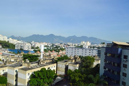 Apartamento à venda com 190m², 4 quartos e 2 vagas Apartamento à venda com 190m², 4 quartos e 2 vagasVista do Terraço