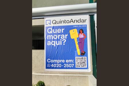 Apartamento à venda com 190m², 4 quartos e 2 vagas Apartamento à venda com 190m², 4 quartos e 2 vagasPlaca