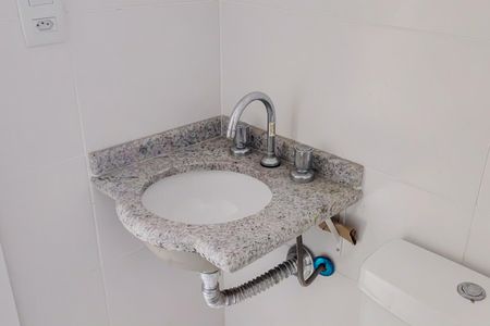 Apartamento à venda com 190m², 4 quartos e 2 vagas Apartamento à venda com 190m², 4 quartos e 2 vagasBanheiro da Suíte 2