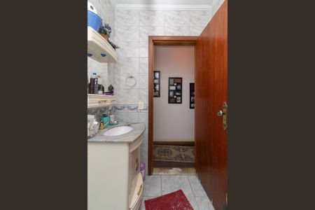 Casa à venda com 100m², 2 quartos e 4 vagasBanheiro