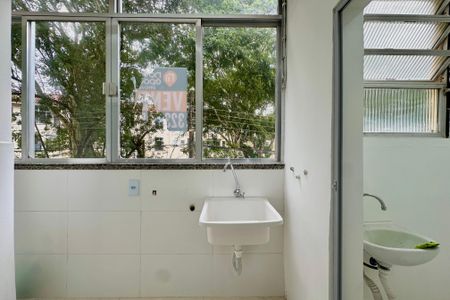 Apartamento à venda com 60m², 2 quartos e 1 vaga Apartamento à venda com 60m², 2 quartos e 1 vagaÁrea de Serviço