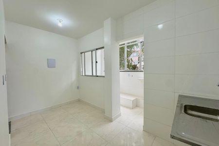 Apartamento à venda com 60m², 2 quartos e 1 vaga Apartamento à venda com 60m², 2 quartos e 1 vagaCozinha