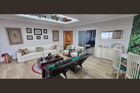 Apartamento para alugar com 198m², 3 quartos e 2 vagas Apartamento para alugar com 198m², 3 quartos e 2 vagasSala