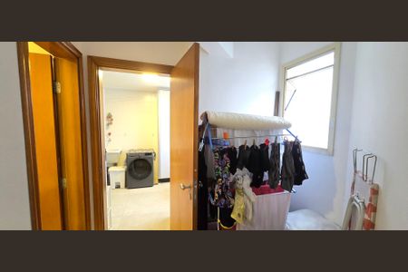 Apartamento para alugar com 198m², 3 quartos e 2 vagas Apartamento para alugar com 198m², 3 quartos e 2 vagasQuarto de Serviço