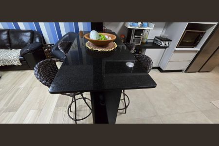 Apartamento para alugar com 198m², 3 quartos e 2 vagas Apartamento para alugar com 198m², 3 quartos e 2 vagasDetalhe da cozinha