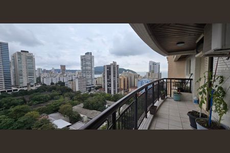 Apartamento para alugar com 198m², 3 quartos e 2 vagas Apartamento para alugar com 198m², 3 quartos e 2 vagasVaranda da Suíte 2