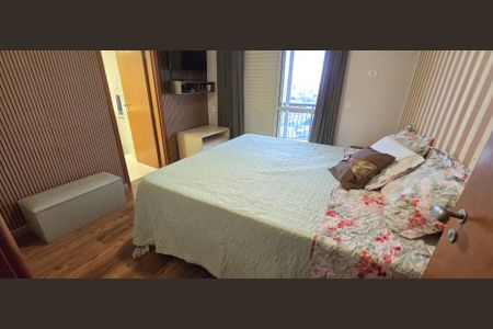 Apartamento para alugar com 198m², 3 quartos e 2 vagas Apartamento para alugar com 198m², 3 quartos e 2 vagasSuíte 2