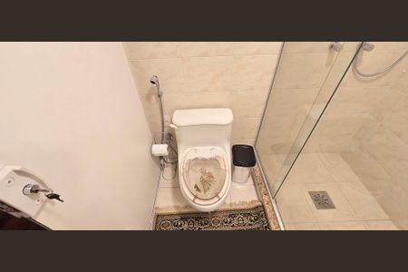 Apartamento para alugar com 198m², 3 quartos e 2 vagas Apartamento para alugar com 198m², 3 quartos e 2 vagasBanheiro