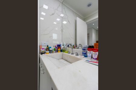 Apartamento à venda com 93m², 2 quartos e 2 vagas Apartamento à venda com 93m², 2 quartos e 2 vagasBanheiro 2
