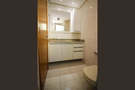 Apartamento à venda com 90m², 3 quartos e 1 vaga Apartamento à venda com 90m², 3 quartos e 1 vagaBanheiro da Suíte