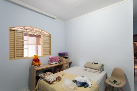 Casa à venda com 180m², 3 quartos e 2 vagas Casa à venda com 180m², 3 quartos e 2 vagasSuíte