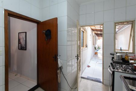 Casa à venda com 180m², 3 quartos e 2 vagas Casa à venda com 180m², 3 quartos e 2 vagasCozinha