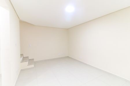 Casa à venda com 73m², 2 quartos e 2 vagas Casa à venda com 73m², 2 quartos e 2 vagasSala