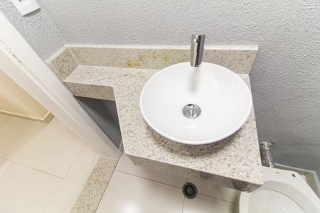 Casa à venda com 73m², 2 quartos e 2 vagas Casa à venda com 73m², 2 quartos e 2 vagasLavabo